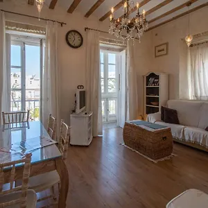 Apartamento Sherezade Y La Ciudad De, Cádiz